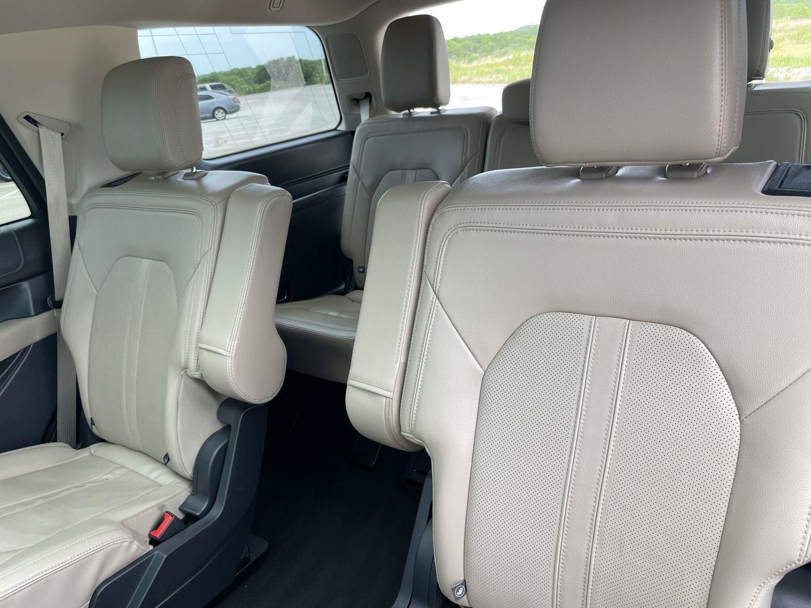 Certified 2023 Ford Expedition Limited RWD image 29