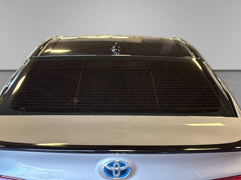 Used 2021 Toyota Camry XSE w/ Navigation Upgrade Package FWD image 17