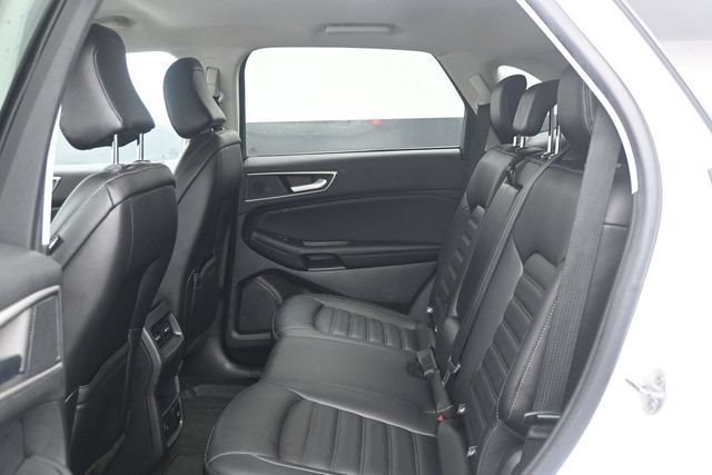 Certified 2024 Ford Edge SEL w/ Convenience Package AWD/4WD image 5