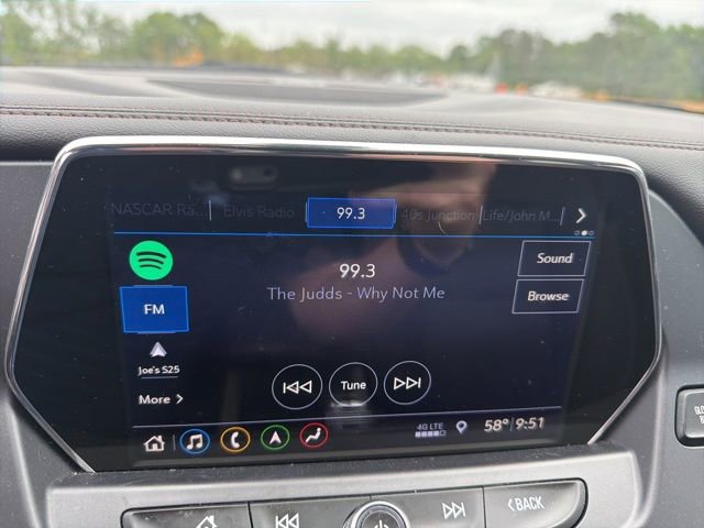 Used 2019 Chevrolet Blazer Premier w/ Driver Confidence II Package FWD image 12