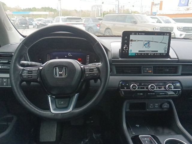 Used 2023 Honda Pilot Elite image 27