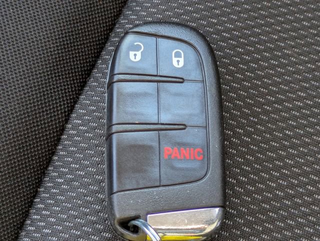 Used 2020 Jeep Renegade Sport image 27