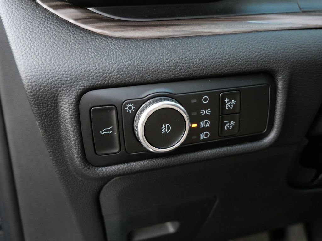 Certified 2023 Ford Explorer Limited AWD/4WD image 17