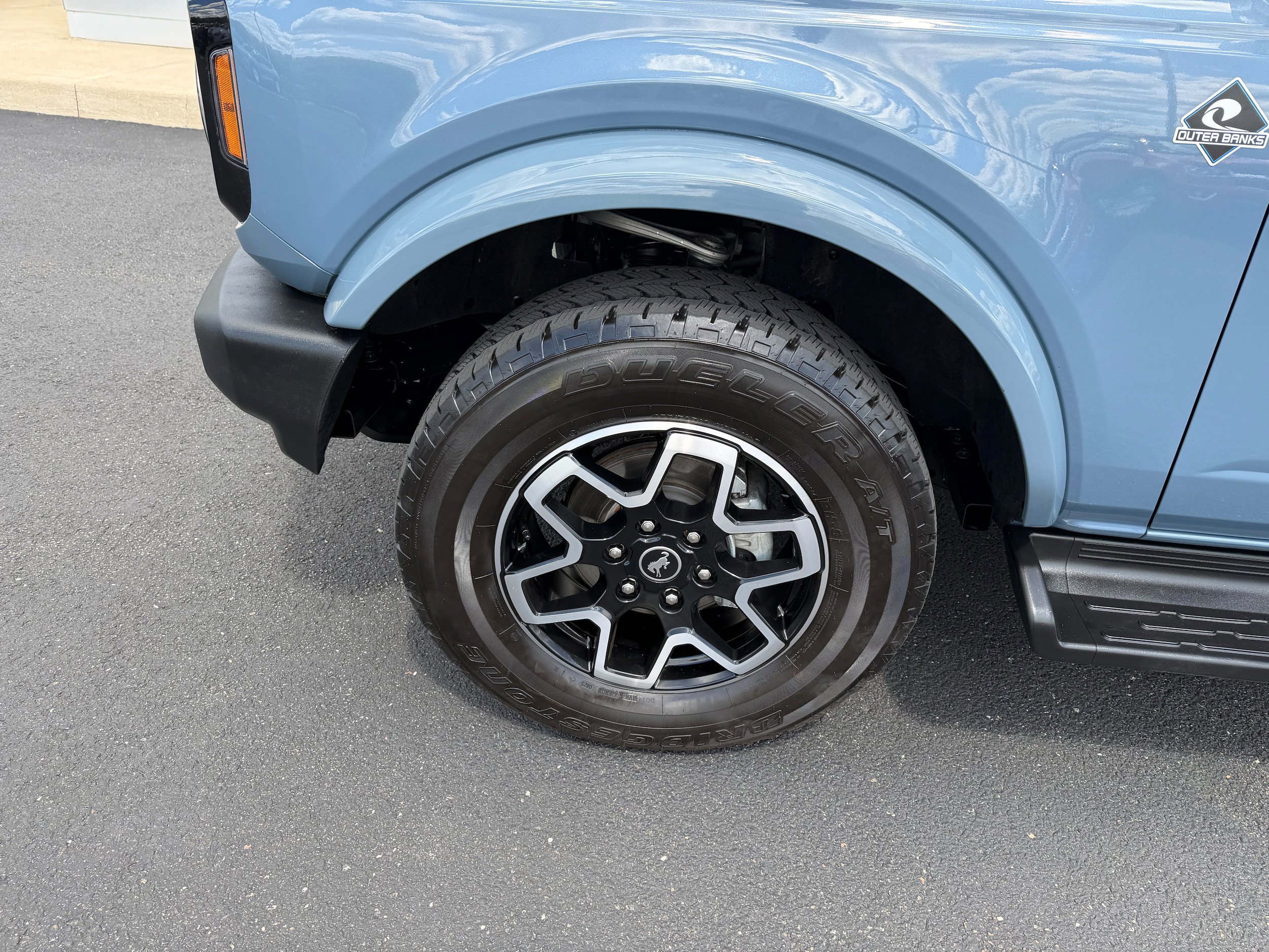 Certified 2025 Ford Bronco Outer Banks AWD/4WD image 11