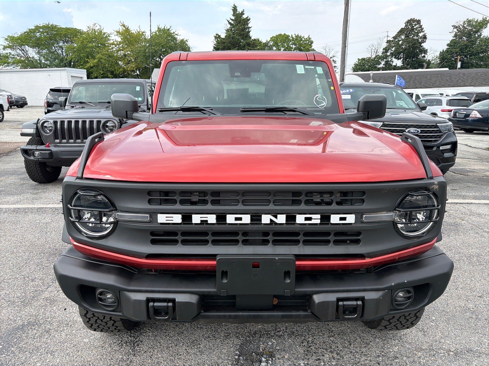 Certified 2024 Ford Bronco Black Diamond AWD/4WD image 2
