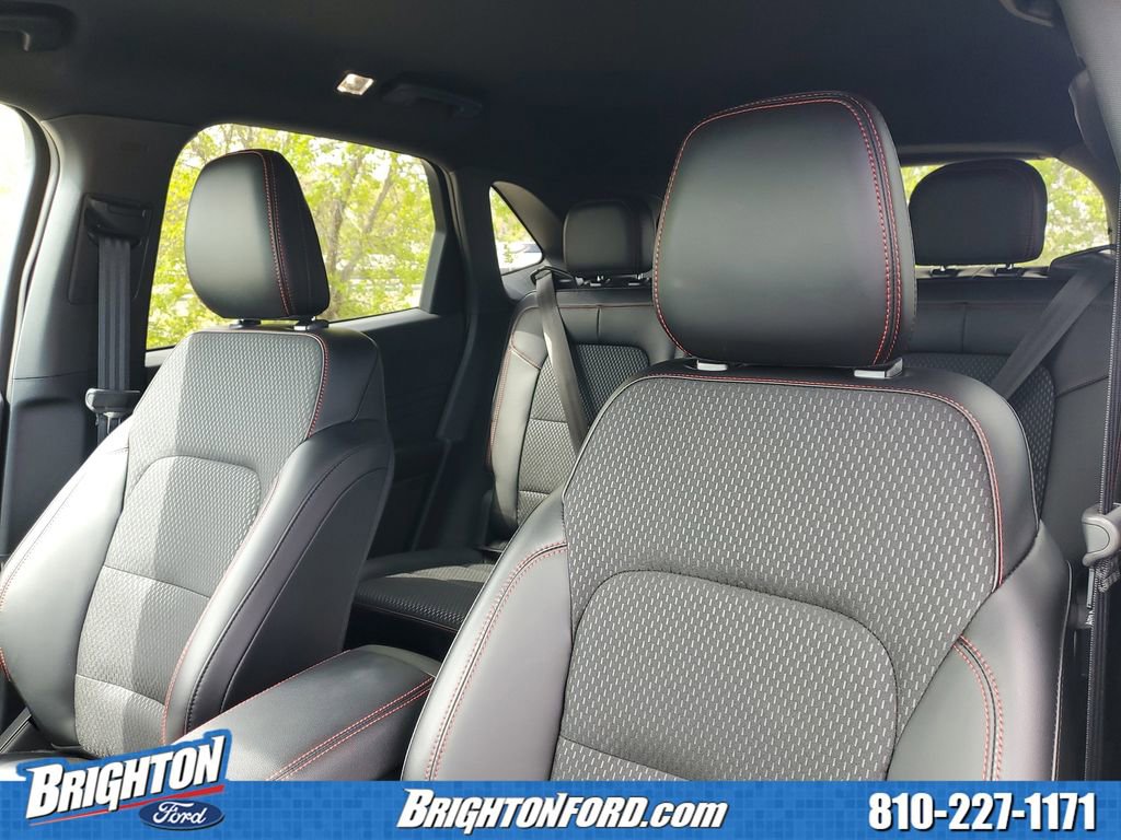 Certified 2025 Ford Escape ST-Line w/ Tech Pack #1 AWD/4WD image 10
