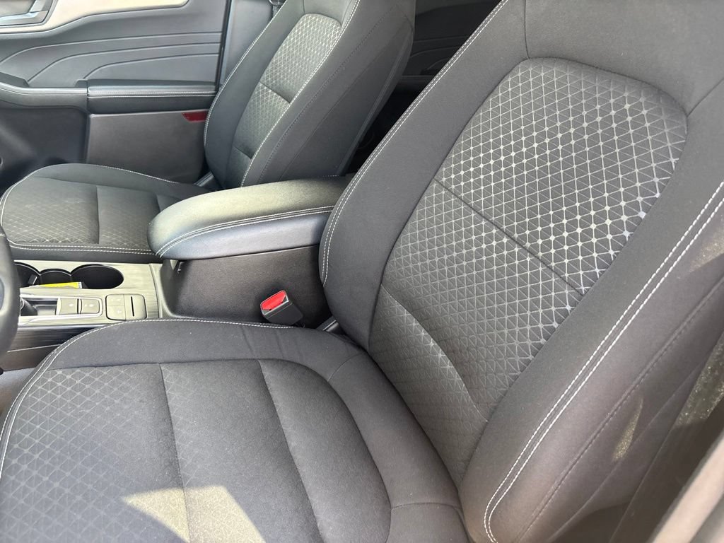 Certified 2024 Ford Escape Active AWD/4WD image 23