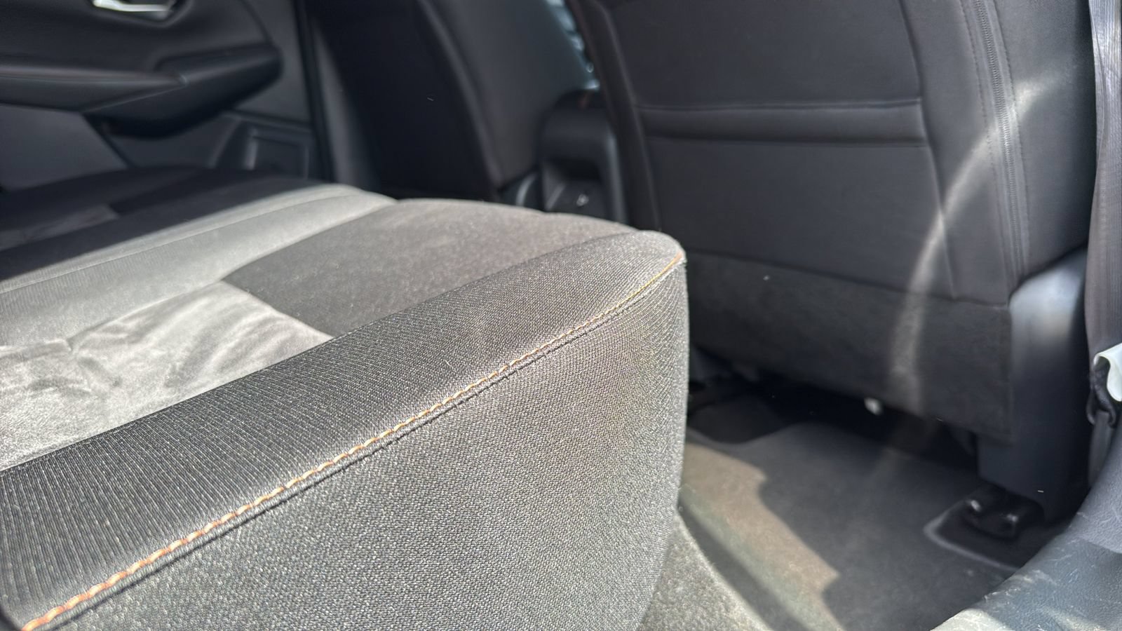 Used 2023 Nissan Sentra SR FWD image 23