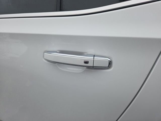 Used 2023 Chevrolet Tahoe Premier image 16