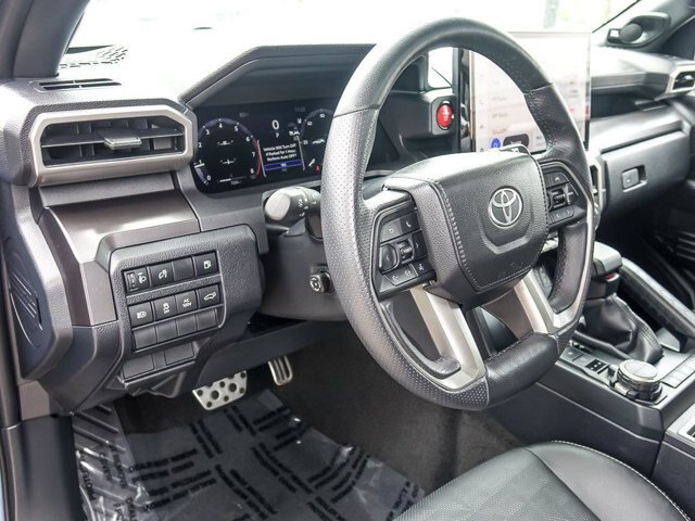 Used 2025 Toyota 4Runner TRD Sport Premium AWD/4WD image 14