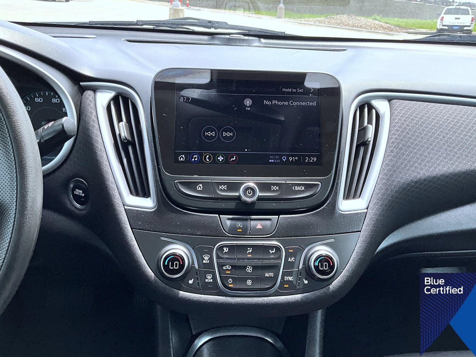 Used 2025 Chevrolet Malibu LT FWD image 14