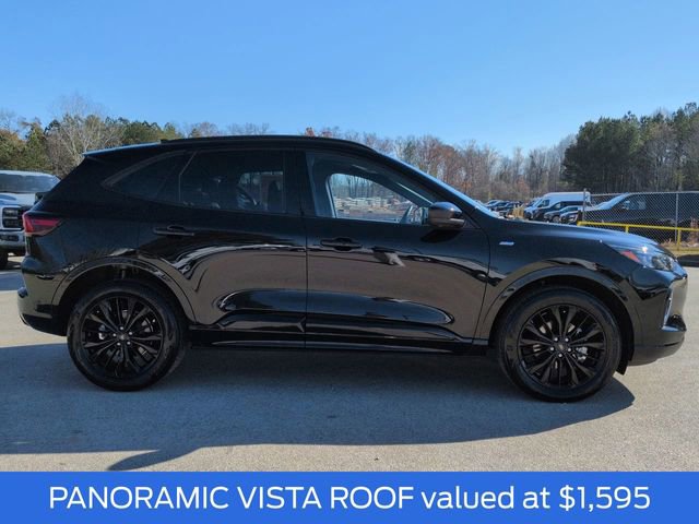 Certified 2023 Ford Escape ST-Line Elite w/ Premium Technology Package image 4