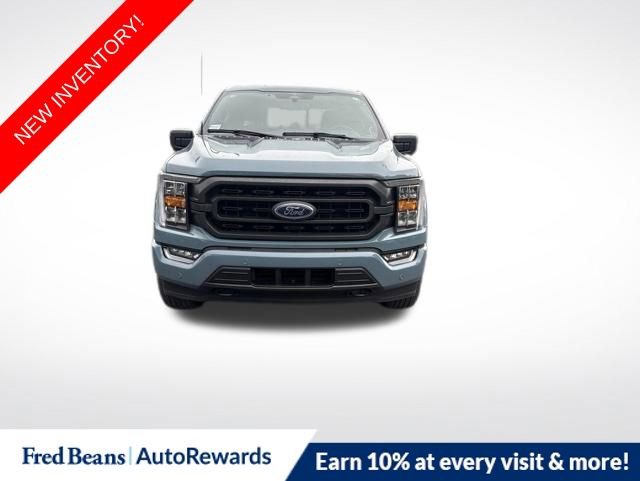 Certified 2022 Ford Explorer XLT w/ Equipment Group 202A AWD/4WD image 1