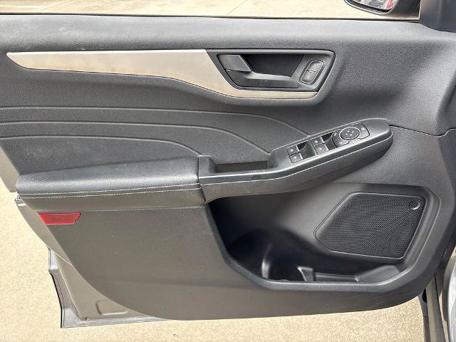 Certified 2022 Ford Escape SE FWD image 16
