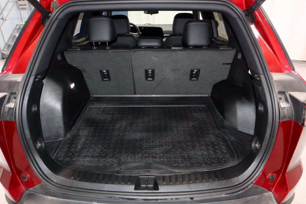 Used 2025 Chevrolet Equinox LT w/ Convenience Package II FWD image 14