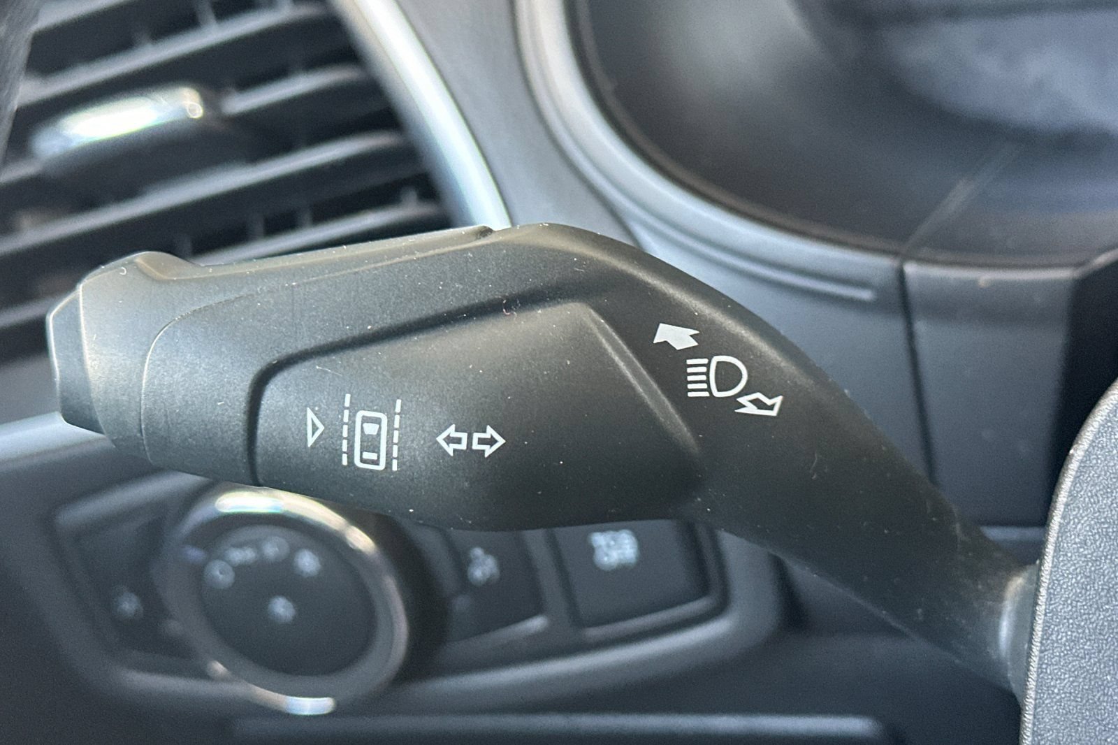 Certified 2024 Ford Edge SEL AWD/4WD image 36