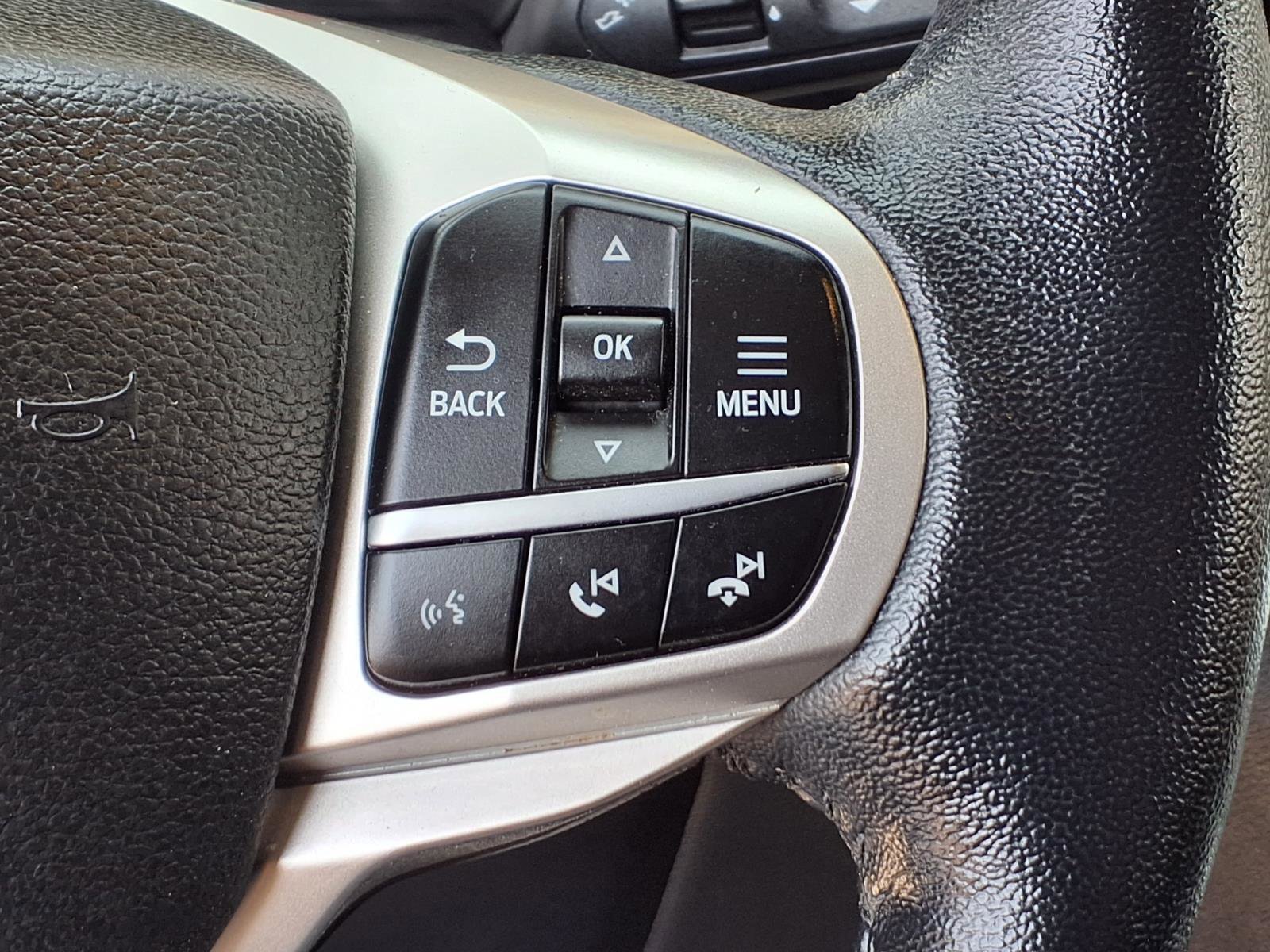 Certified 2022 Ford Explorer XLT w/ Equipment Group 202A image 25