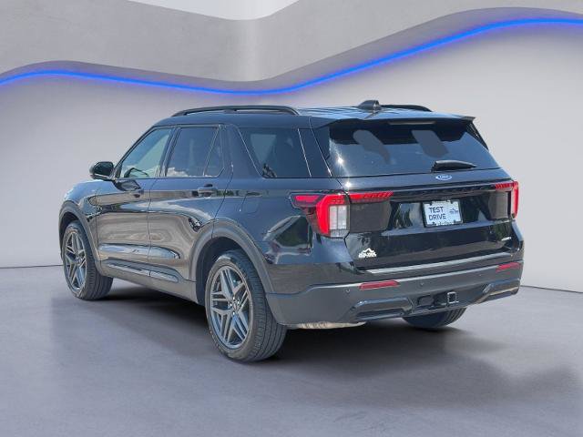 Certified 2025 Ford Explorer ST-Line w/ ST-Line Street Pack AWD/4WD image 3