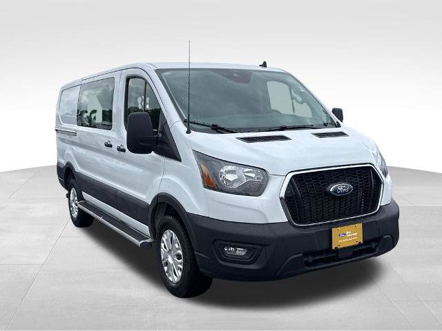 Certified 2025 Ford Transit 250 Low Roof w/ Exterior Upgrade Package RWD image 5