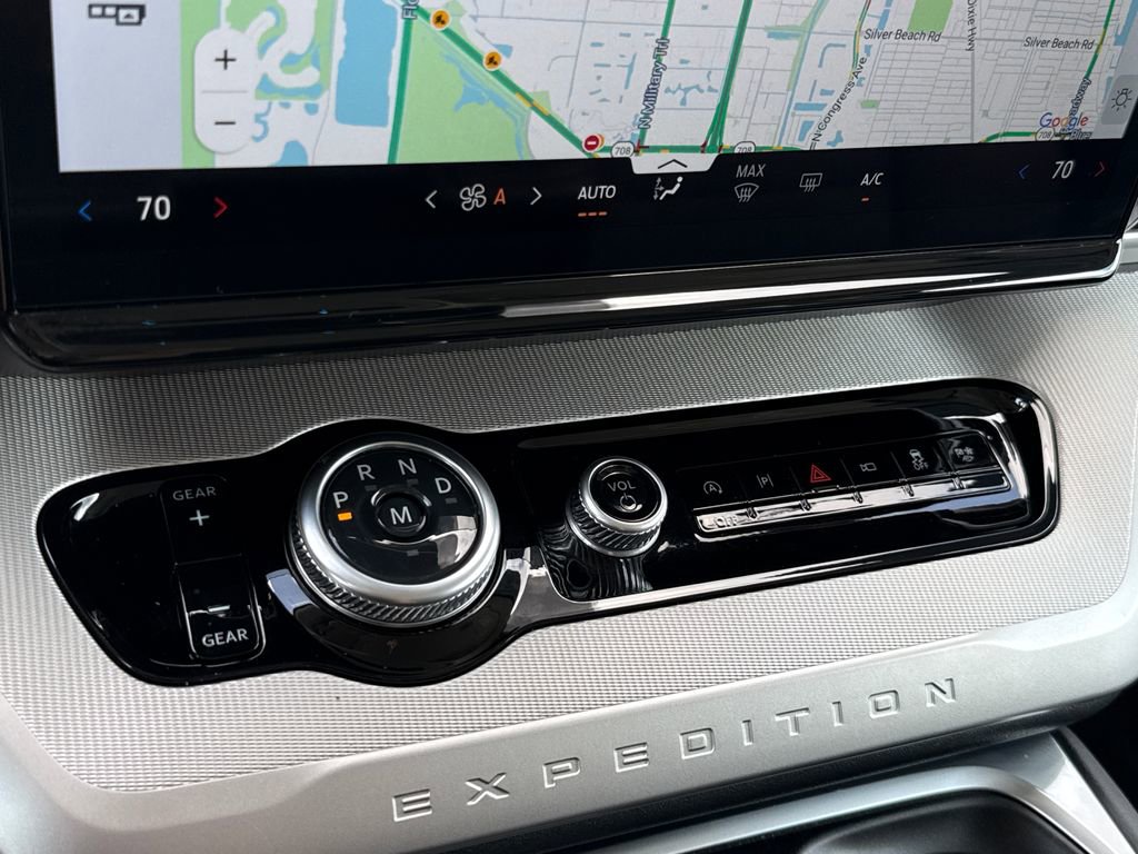 Certified 2025 Ford Expedition Max Active image 22