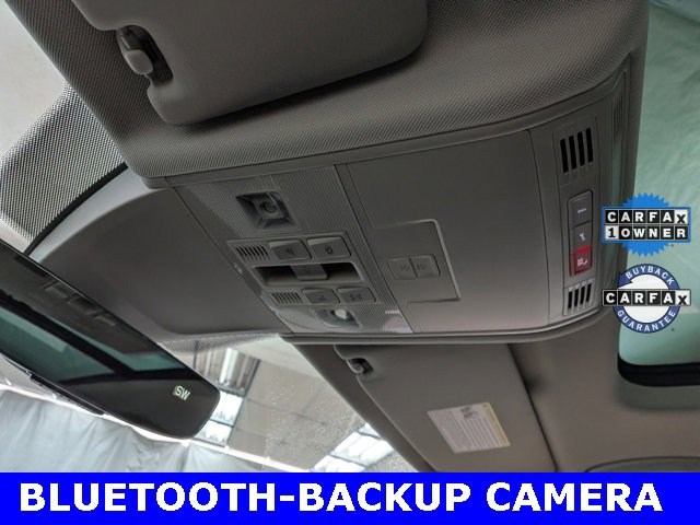 Used 2022 Volkswagen Tiguan SE image 17