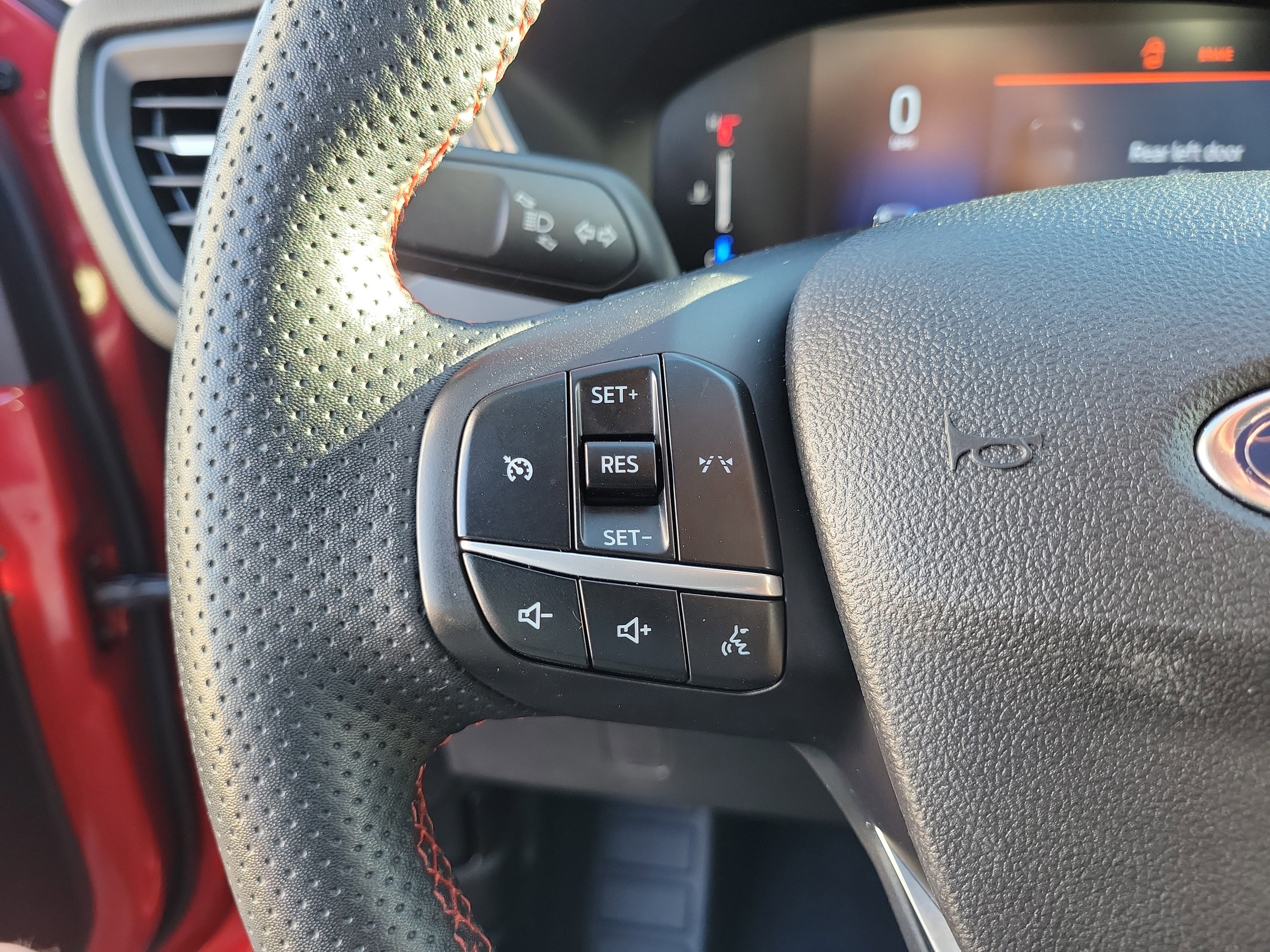 Certified 2023 Ford Escape ST-Line image 6