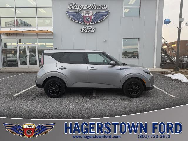 Used 2024 Kia Soul LX w/ Option Group 015 image 6