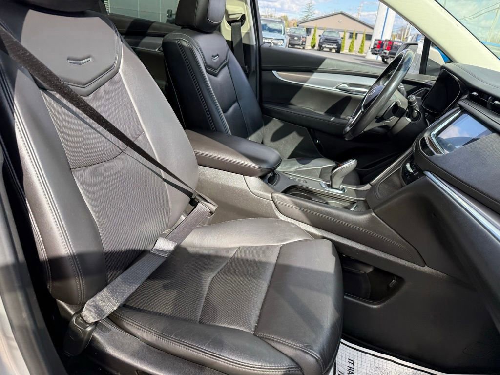 Used 2019 Cadillac XT5 Luxury image 13