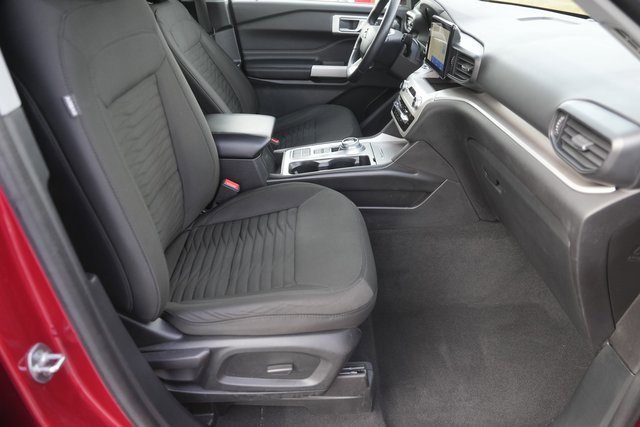 Certified 2021 Ford Explorer XLT image 20