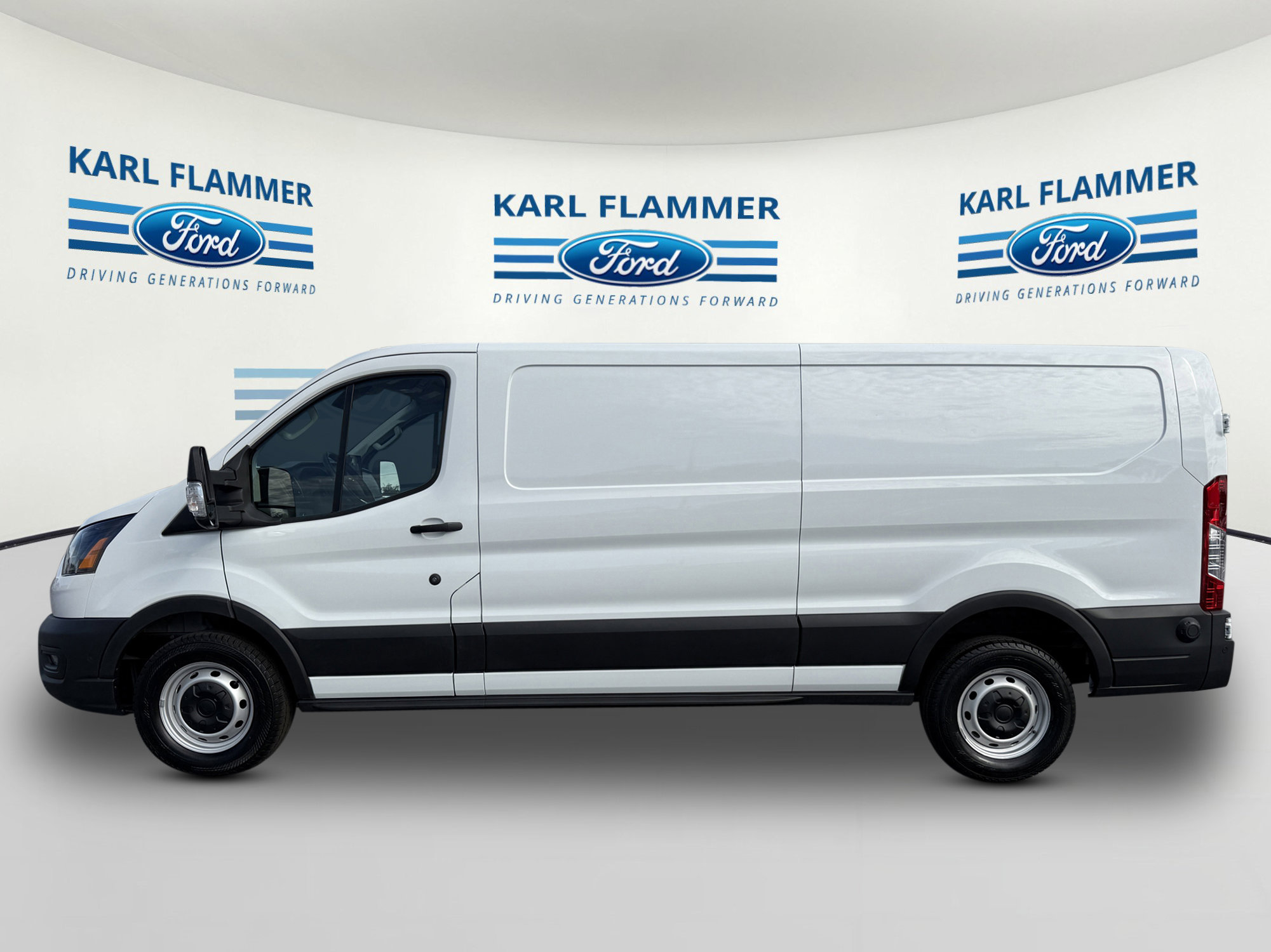 Certified 2024 Ford Transit 250 Low Roof RWD image 5