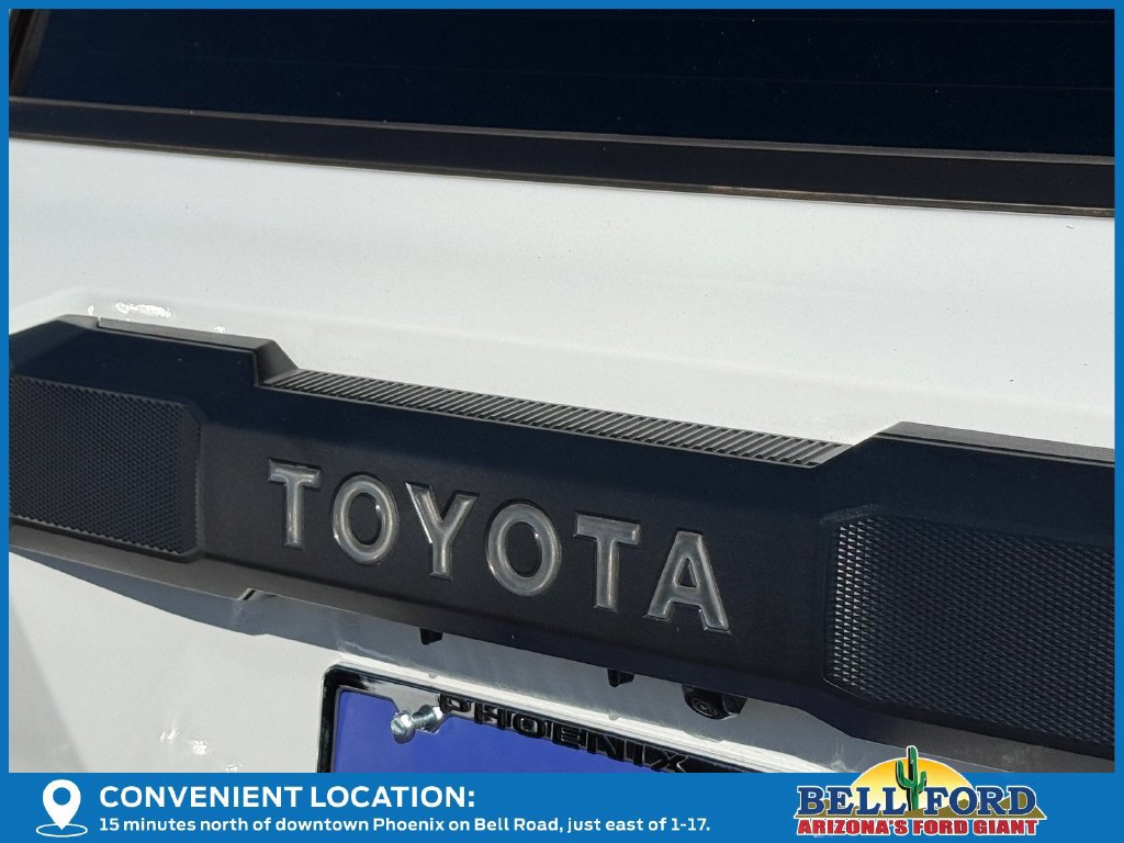 Used 2025 Toyota 4Runner SR5 AWD/4WD image 10