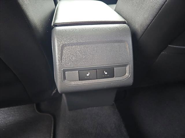 Used 2021 Volkswagen Jetta SEL Premium image 18