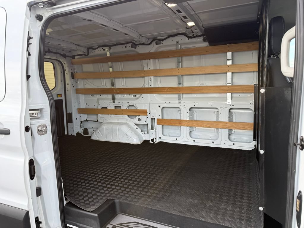 Certified 2025 Ford Transit 250 Low Roof w/ Exterior Upgrade Package RWD image 14