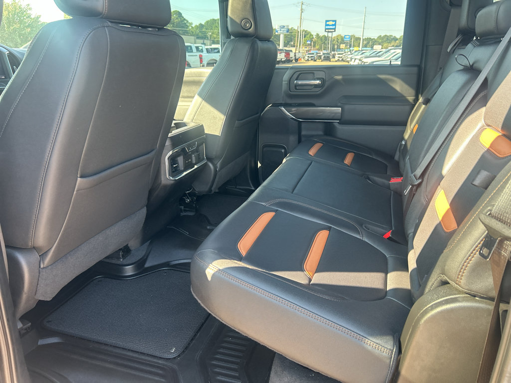 Used 2023 GMC Sierra 2500 AT4 w/ AT4 Premium Plus Package AWD/4WD image 15