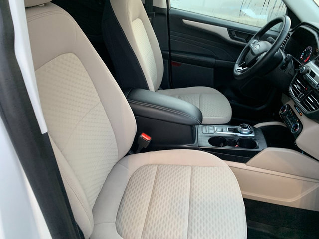 Certified 2022 Ford Escape SE AWD/4WD image 10