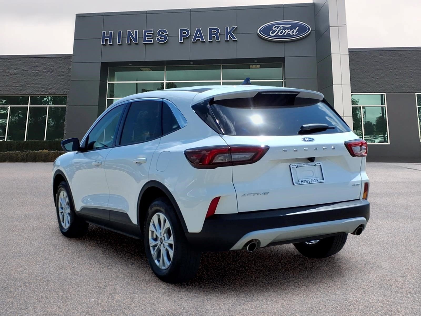 Certified 2024 Ford Escape Active AWD/4WD image 5