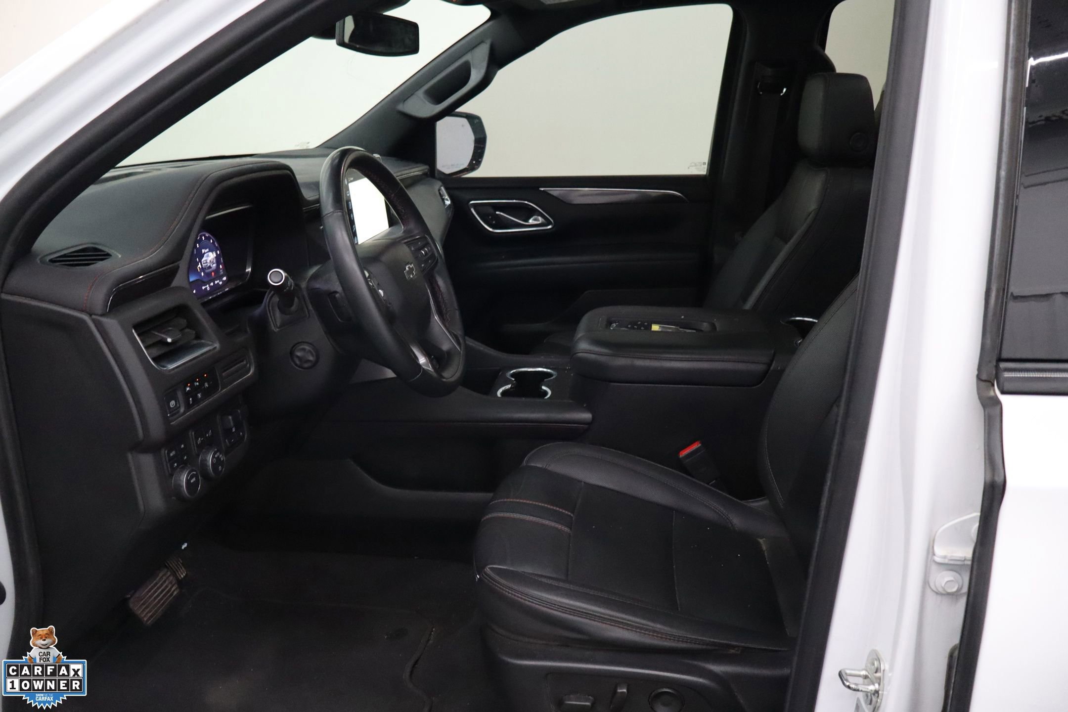 Used 2023 Chevrolet Suburban RST w/ Luxury Package image 24