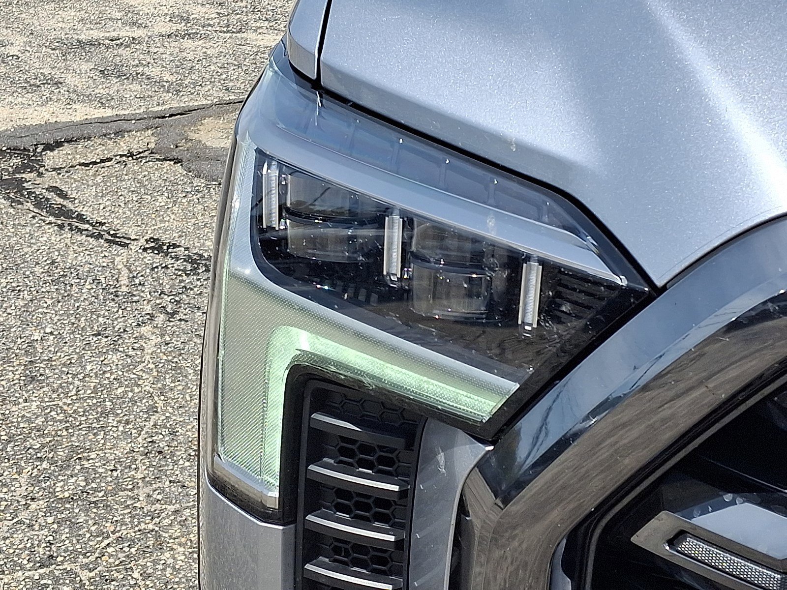 Used 2025 Toyota Tundra Platinum AWD/4WD image 9