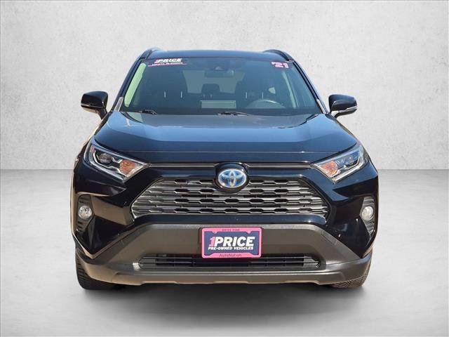 Used 2021 Toyota RAV4 XLE w/ Convenience Package AWD/4WD image 2