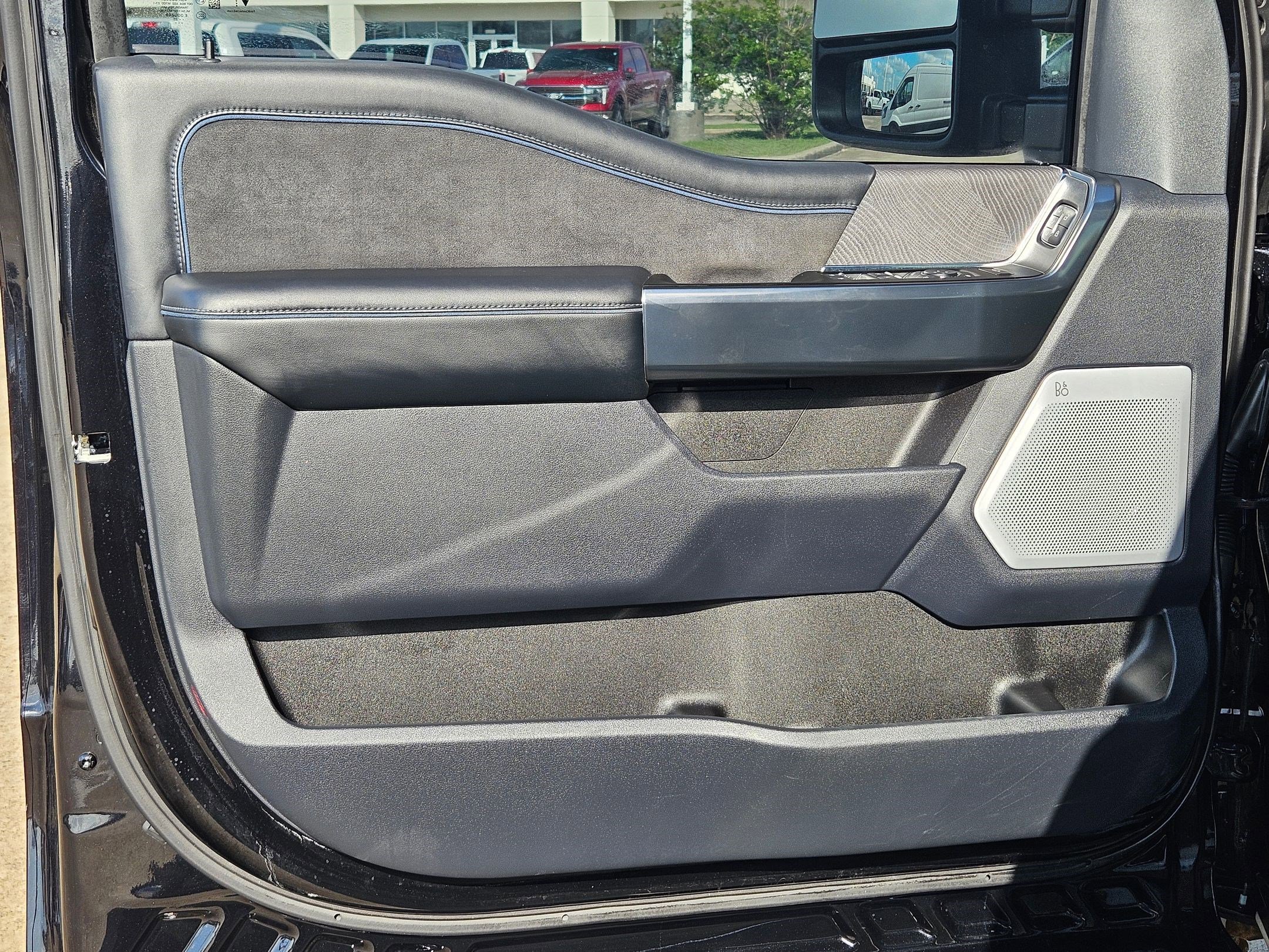 Certified 2025 Ford F450 Platinum AWD/4WD image 13
