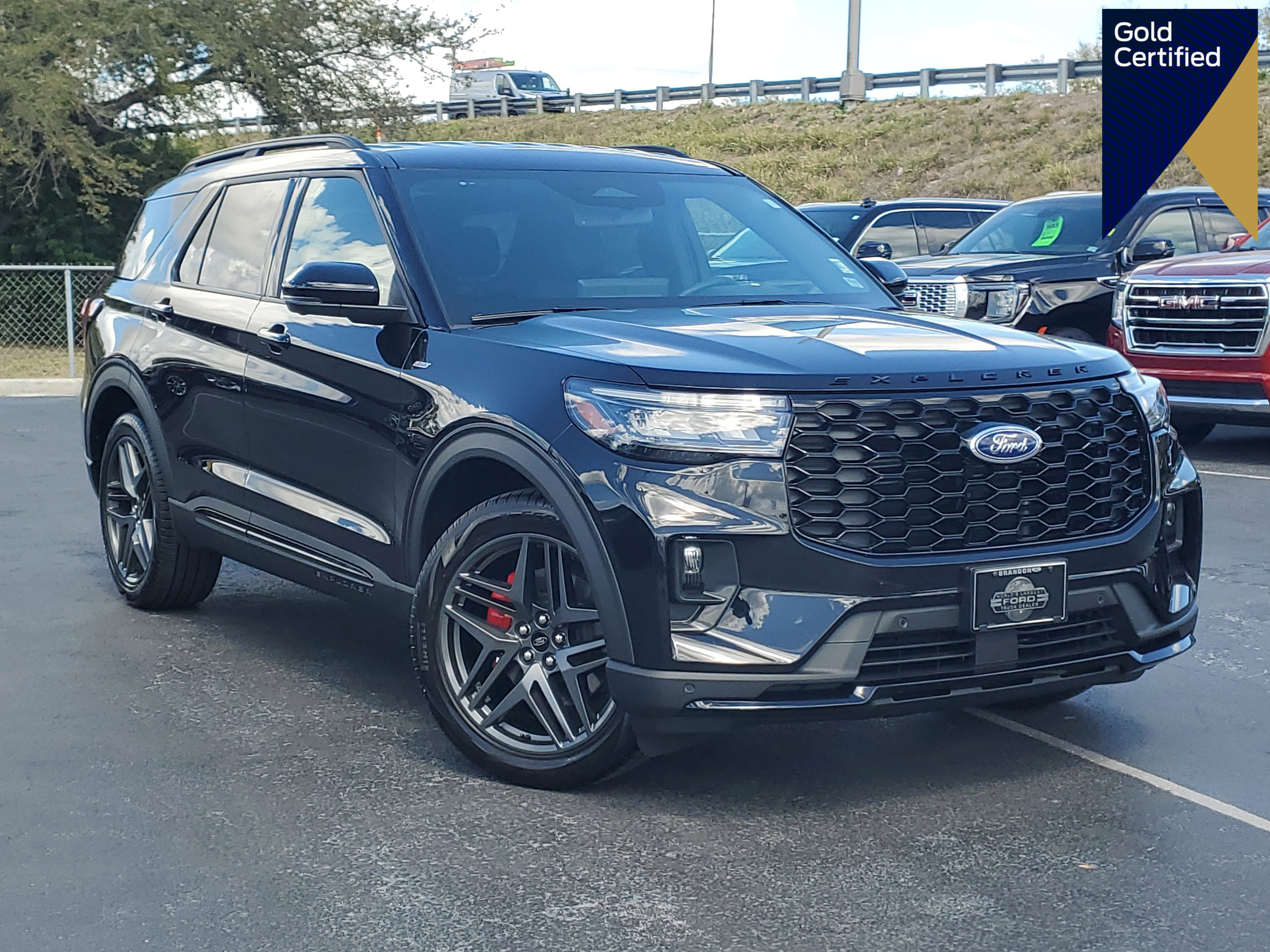 Certified 2025 Ford Explorer ST-Line w/ Premium Package image 1