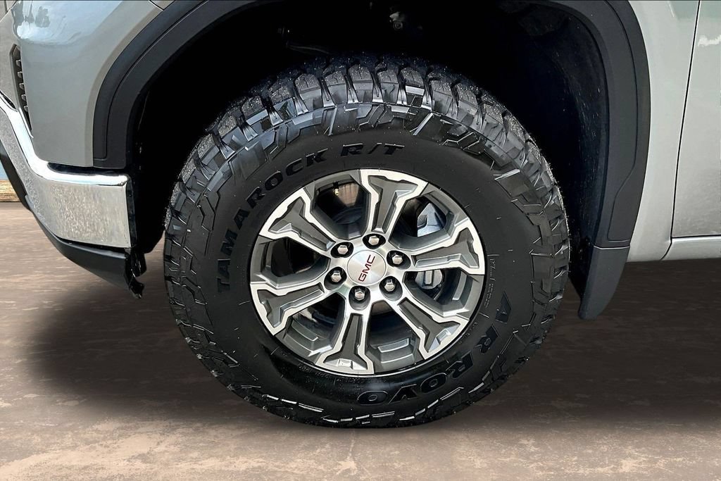 Used 2025 GMC Sierra 1500 SLT AWD/4WD image 36