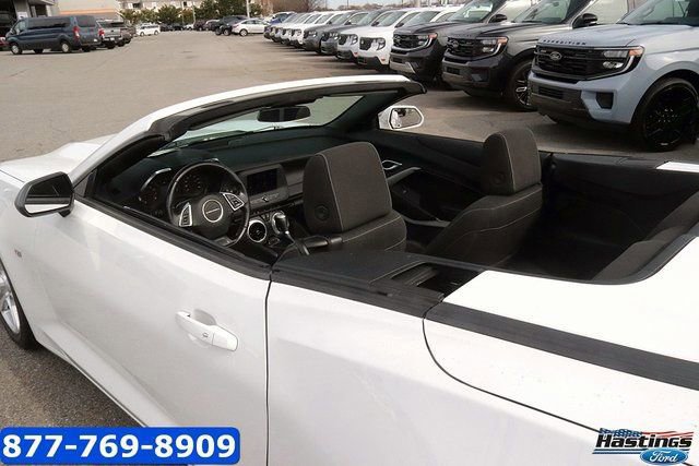 Used 2023 Chevrolet Camaro LT image 26