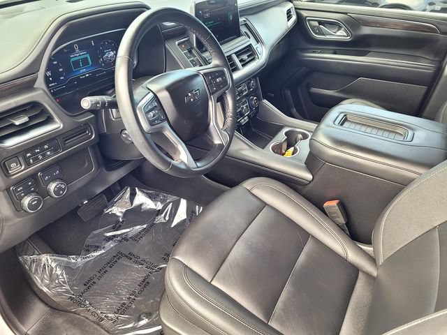 Used 2024 Chevrolet Suburban Z71 w/ Luxury Package AWD/4WD image 10
