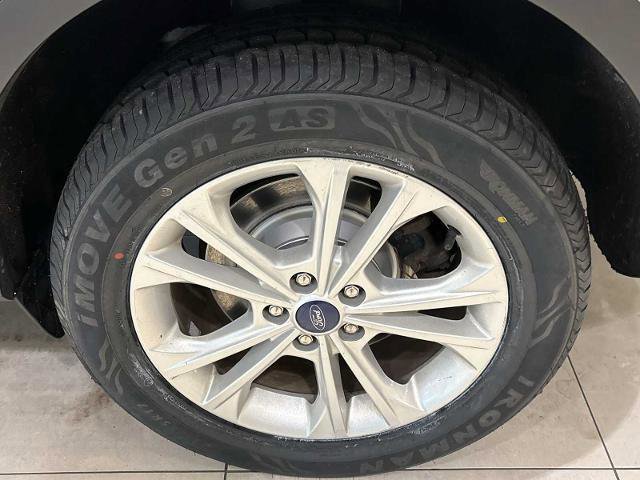 Certified 2019 Ford Escape SEL image 35