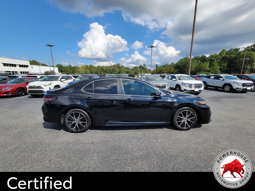 Used 2024 Toyota Camry SE FWD image 8