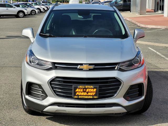 Used 2020 Chevrolet Trax LT w/ LT Convenience Package FWD image 2