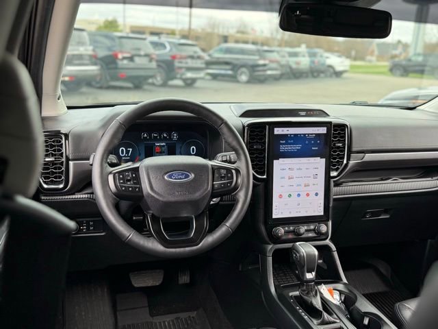 Certified 2025 Ford Ranger Lariat w/ Black Appearance Package image 20