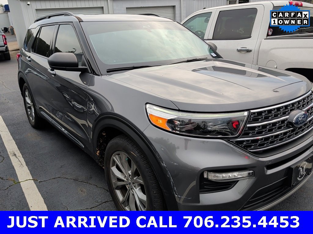 Certified 2021 Ford Explorer XLT w/ Equipment Group 202A image 4