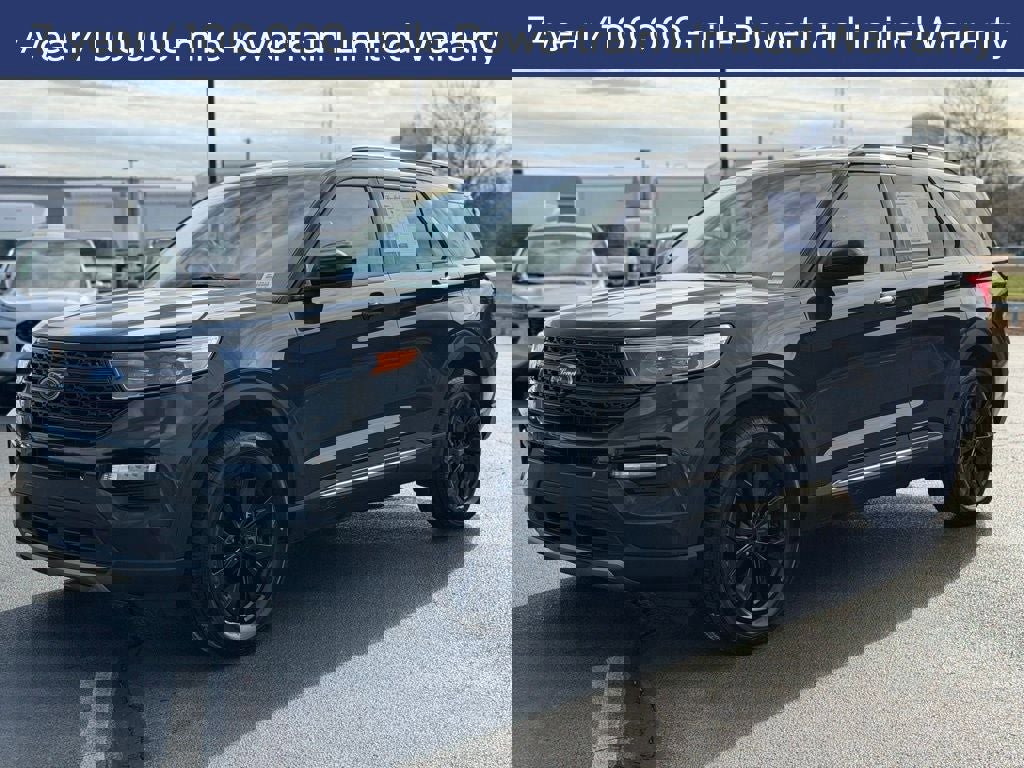 Certified 2023 Ford Explorer XLT w/ Equipment Group 202A image 6